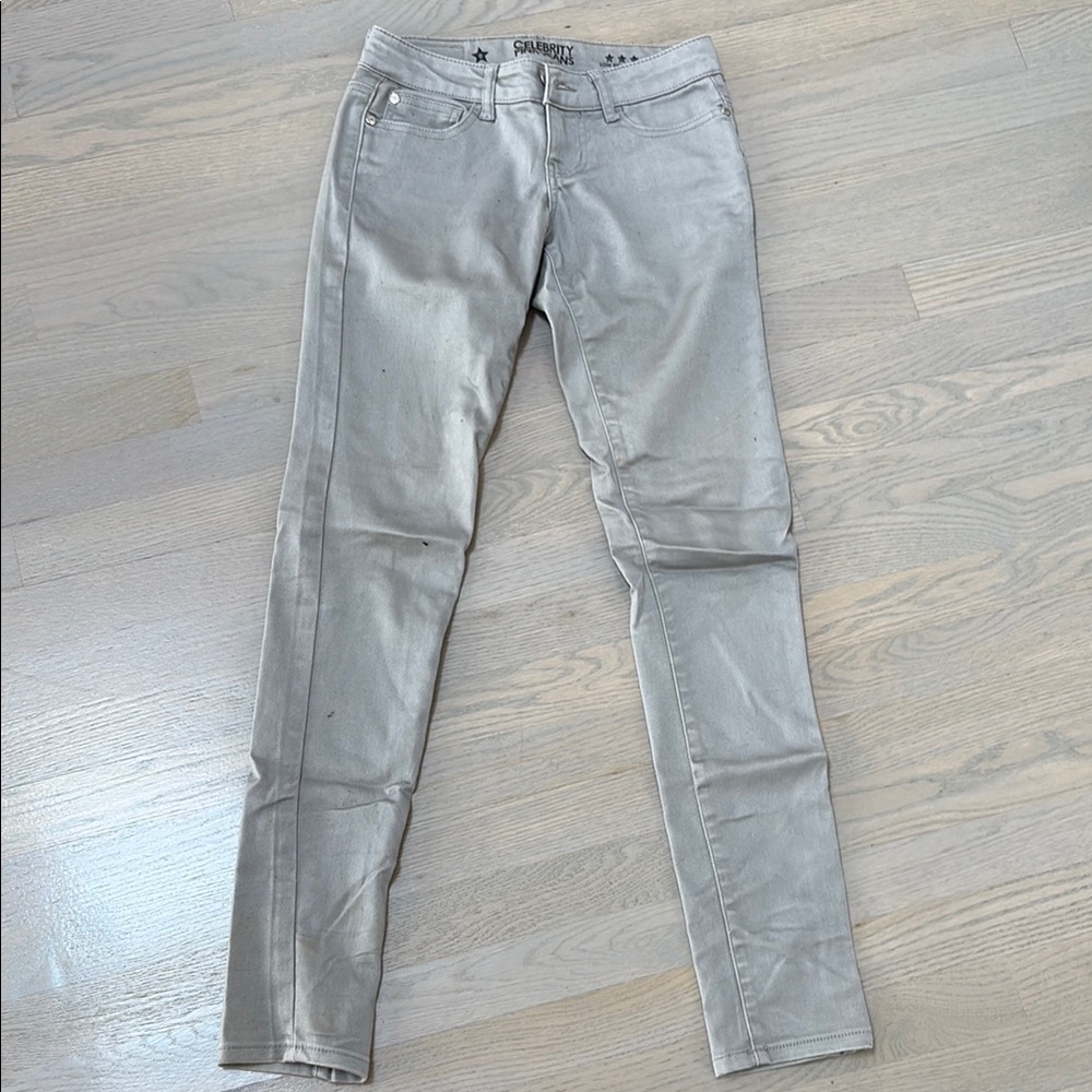 Celebrity Pink Low Rise Skinny Jeans